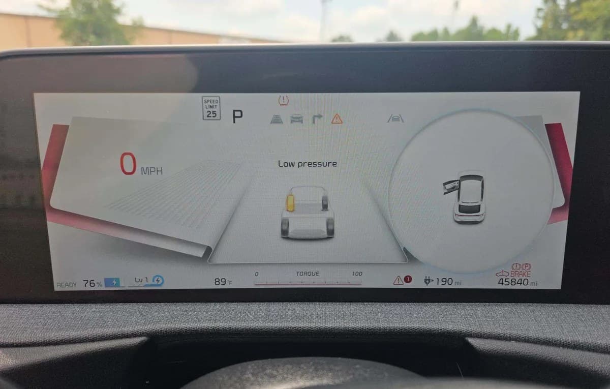 2022 KIA EV6 Light 6