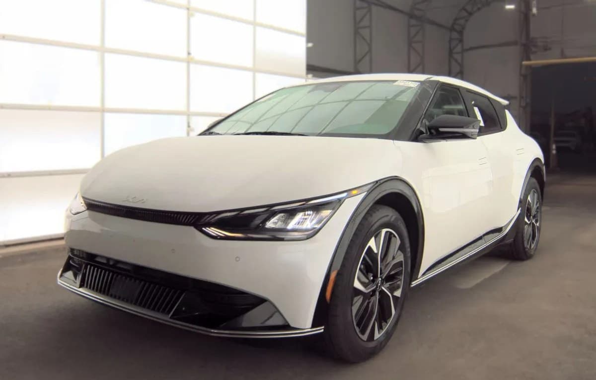 2023 KIA EV6 Wind 2
