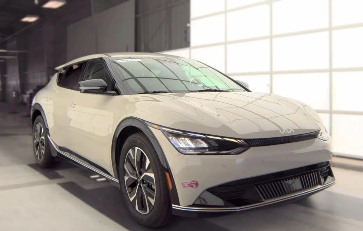 2023 KIA EV6 Wind 4