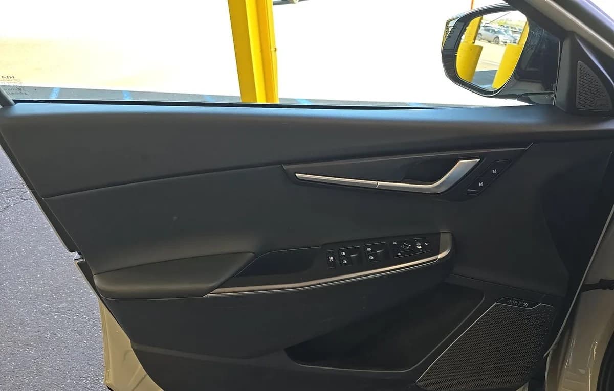 2023 KIA EV6 Wind 6