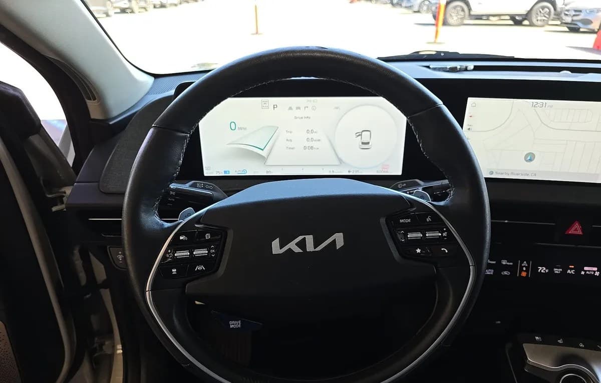 2023 KIA EV6 Wind 7