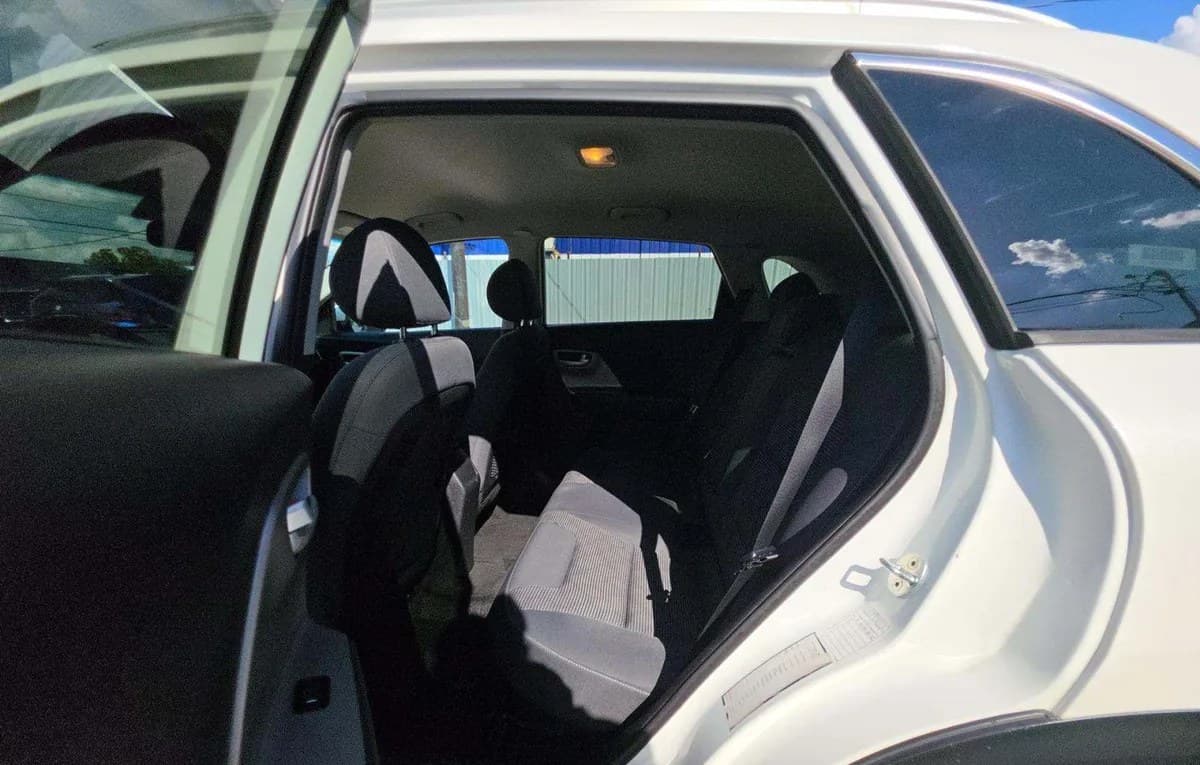 2019 KIA NIRO LX 7