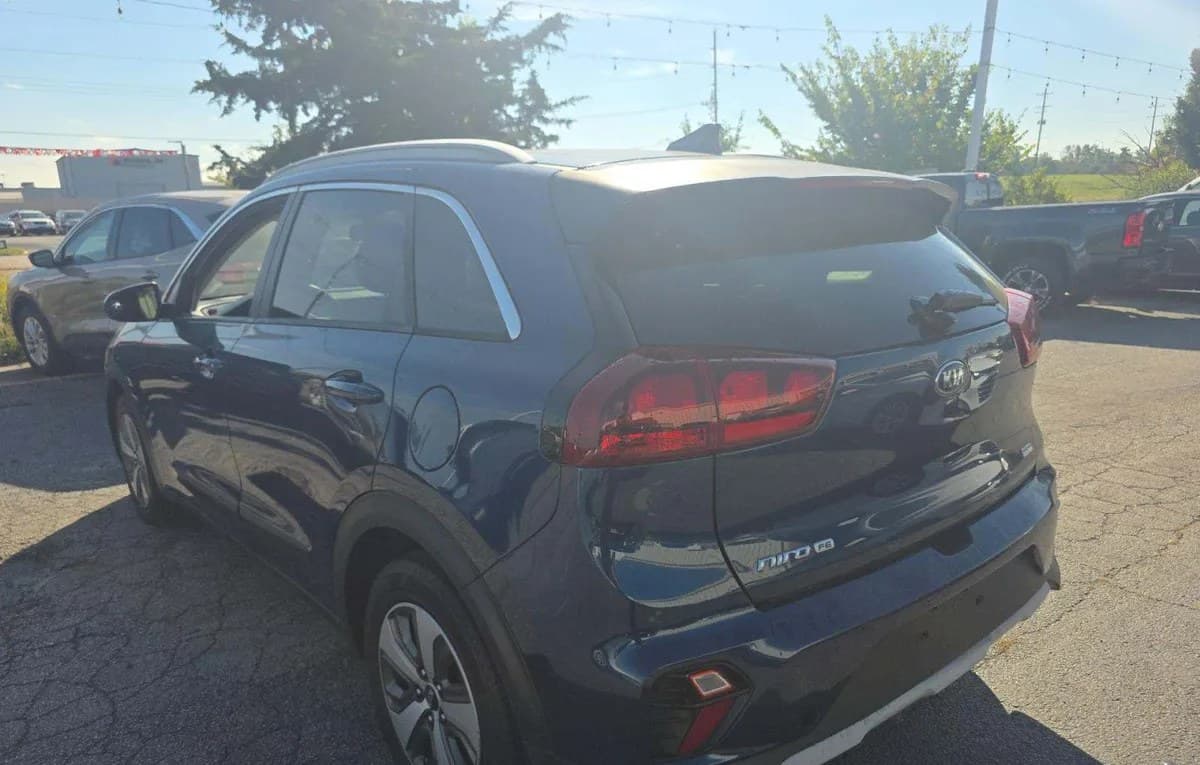 2020 KIA NIRO LX 3