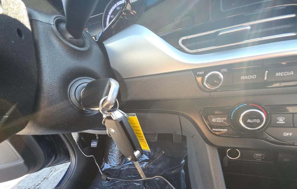 2020 KIA NIRO LX 5