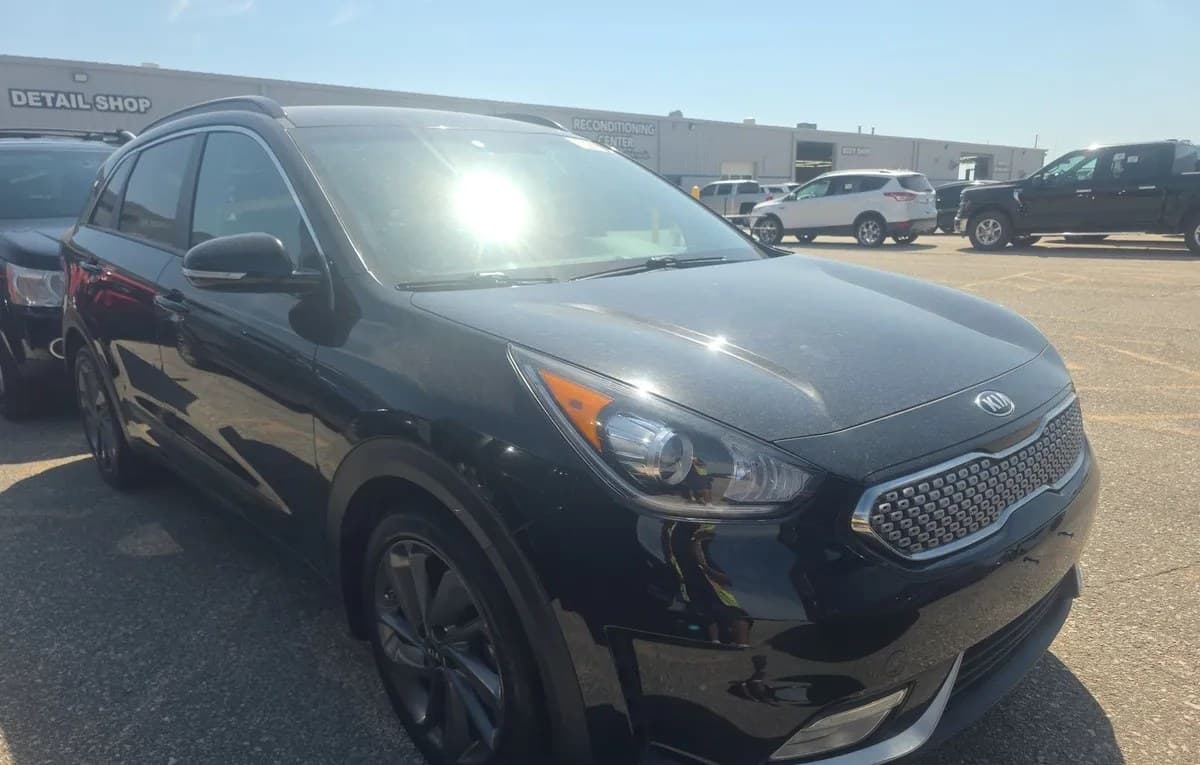 2017 KIA NIRO TOURING LAUNCH EDITION 4