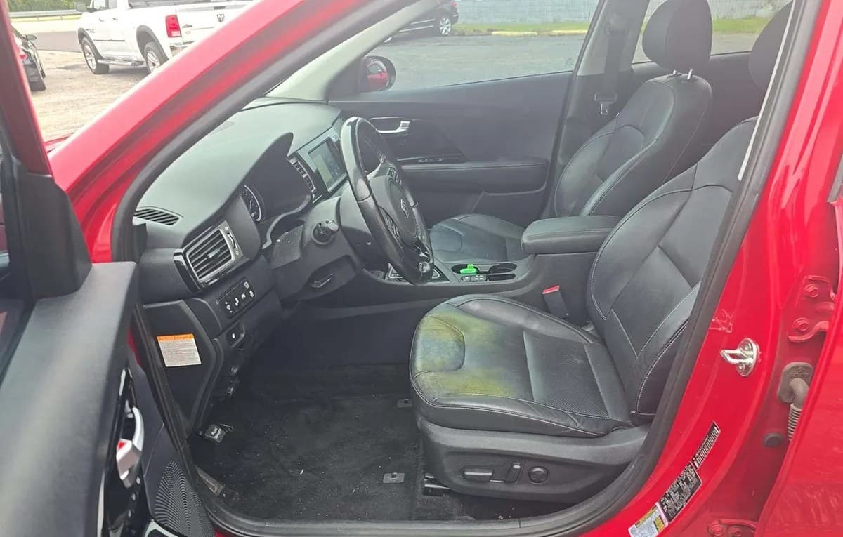 2018 KIA NIRO Touring 4