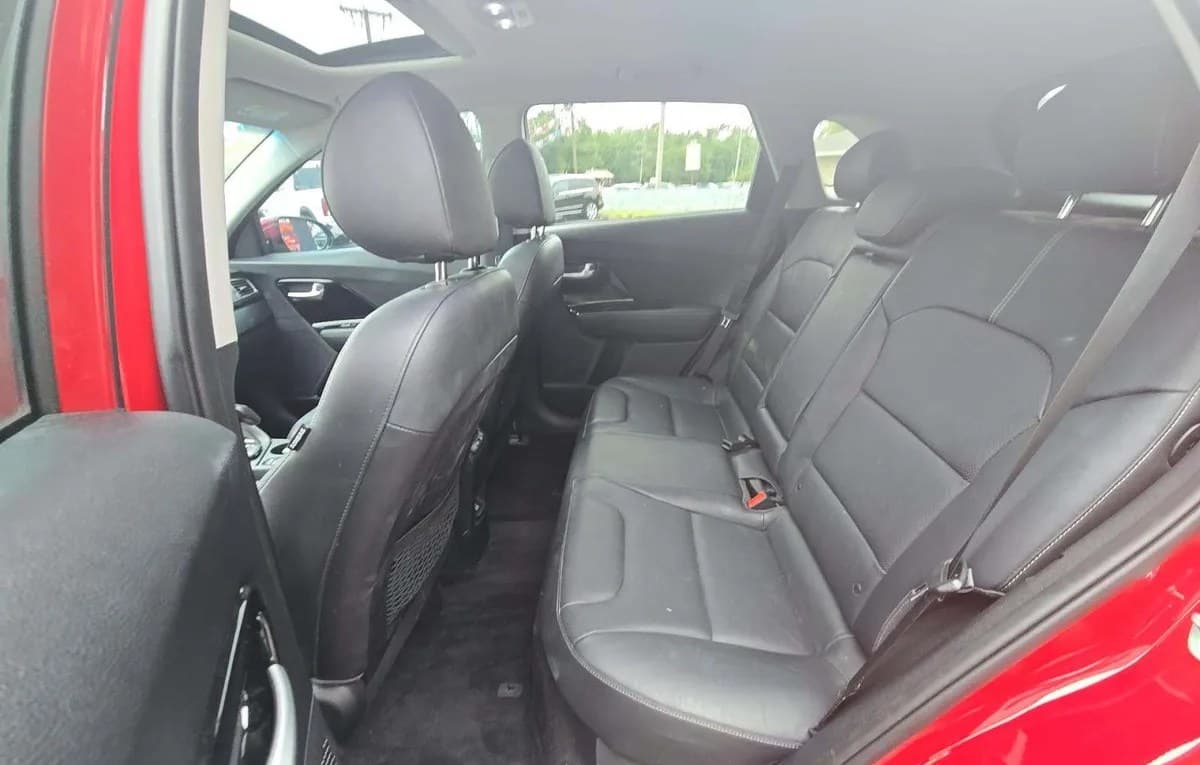 2018 KIA NIRO Touring 7