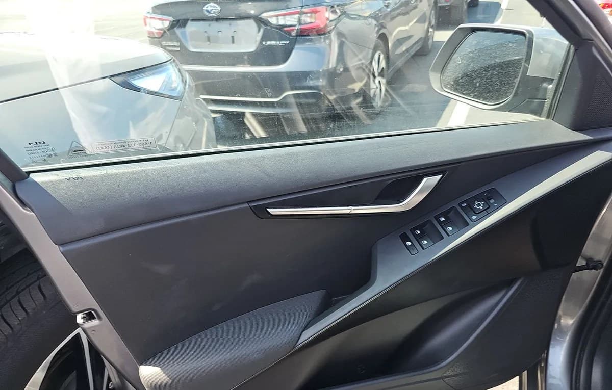 2025 KIA NIRO LX 6