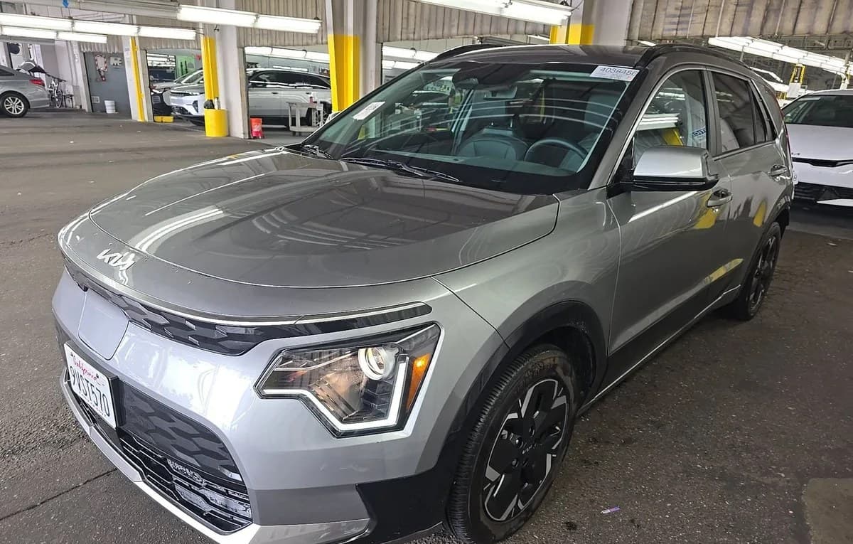 2025 KIA NIRO EV Wind 2