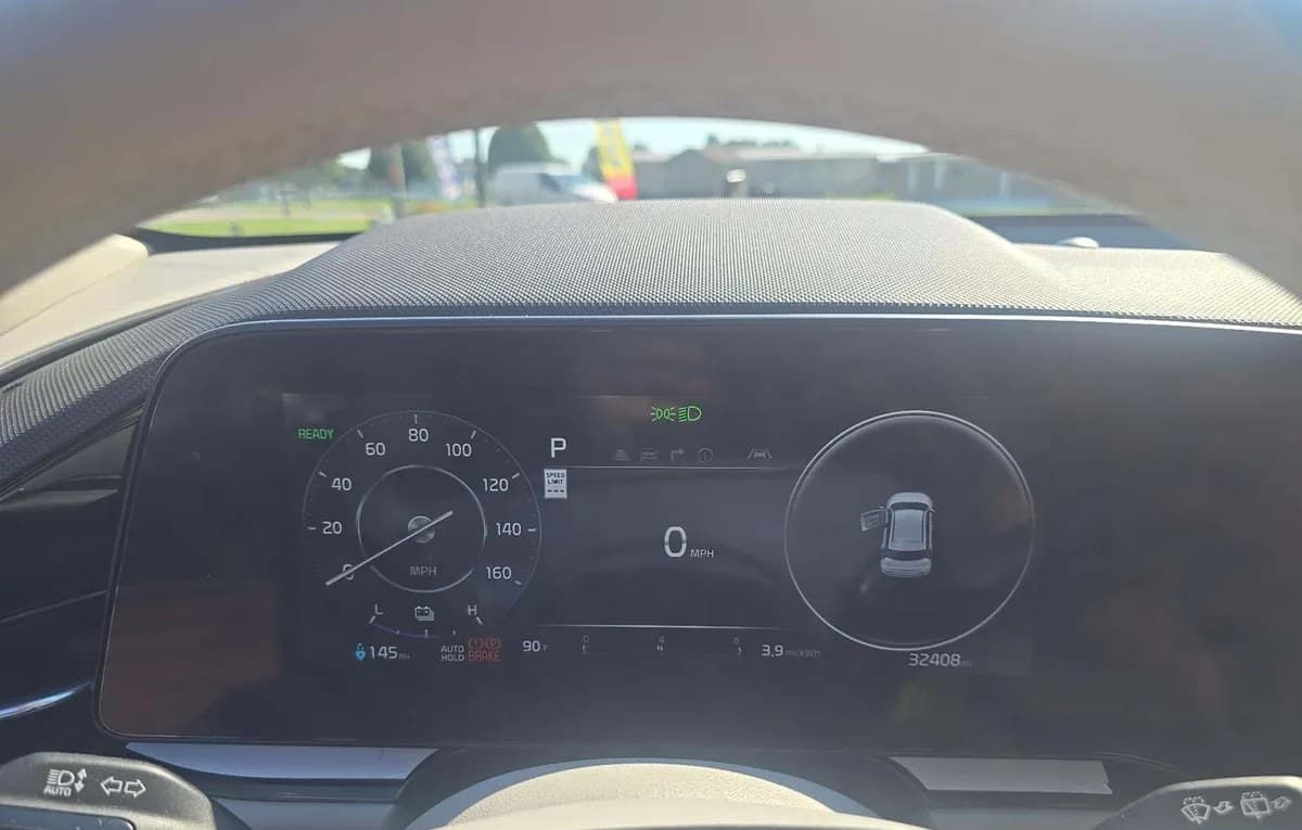 2023 KIA NIRO EV Wind 6