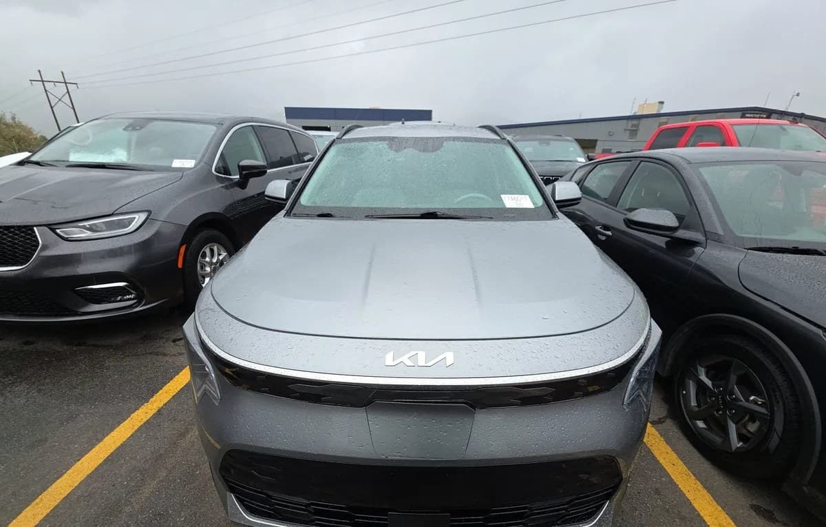 2023 KIA NIRO EV Wind 3