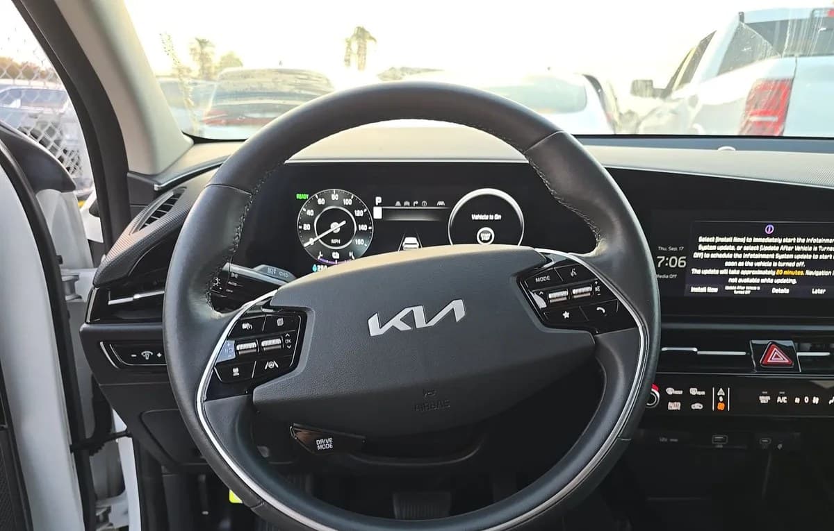 2024 KIA NIRO EV Wind 7