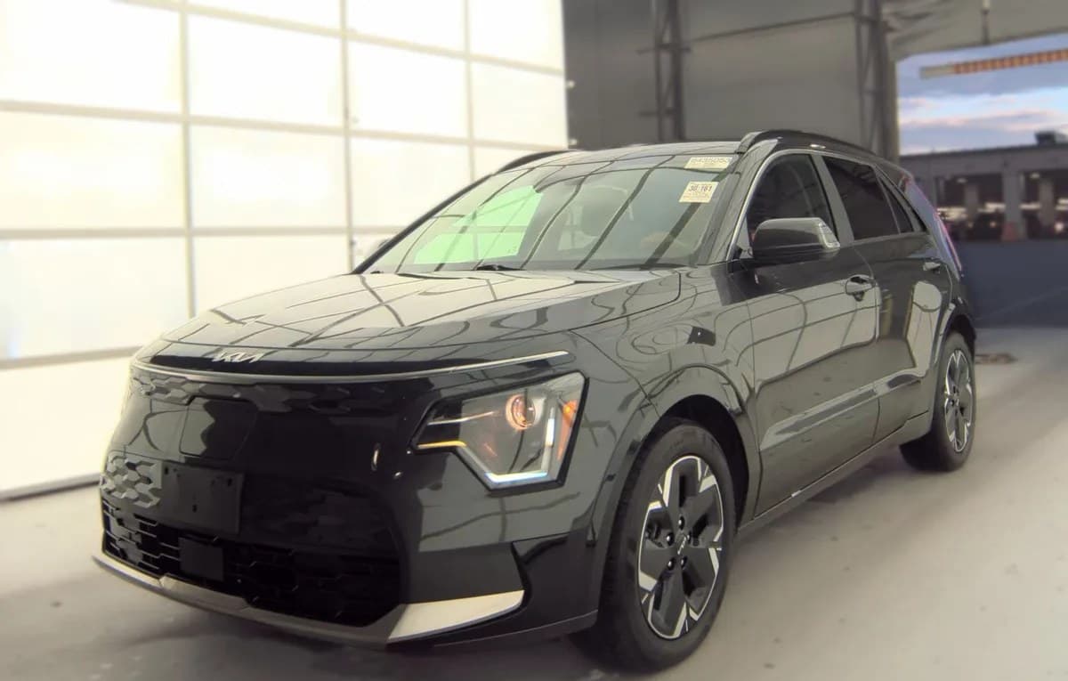 2024 KIA NIRO EV Wind 2