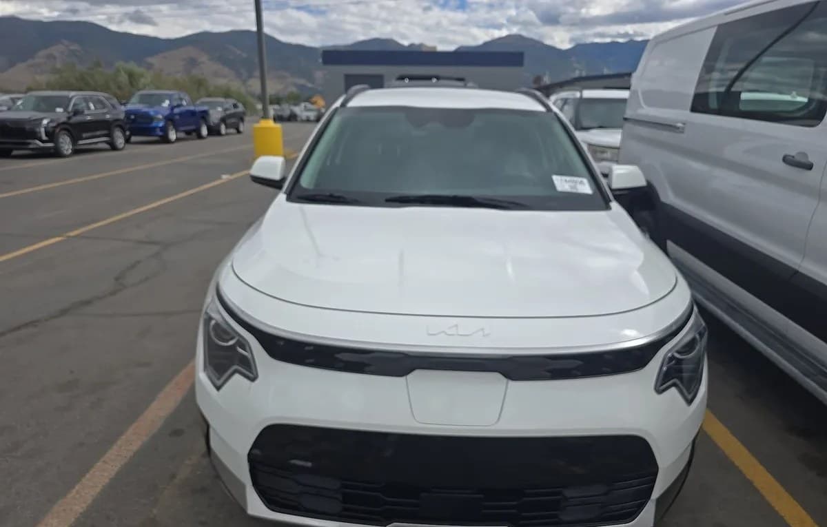 2024 KIA NIRO EV Wind 3