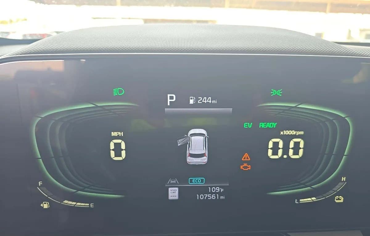 2023 KIA NIRO EX 6