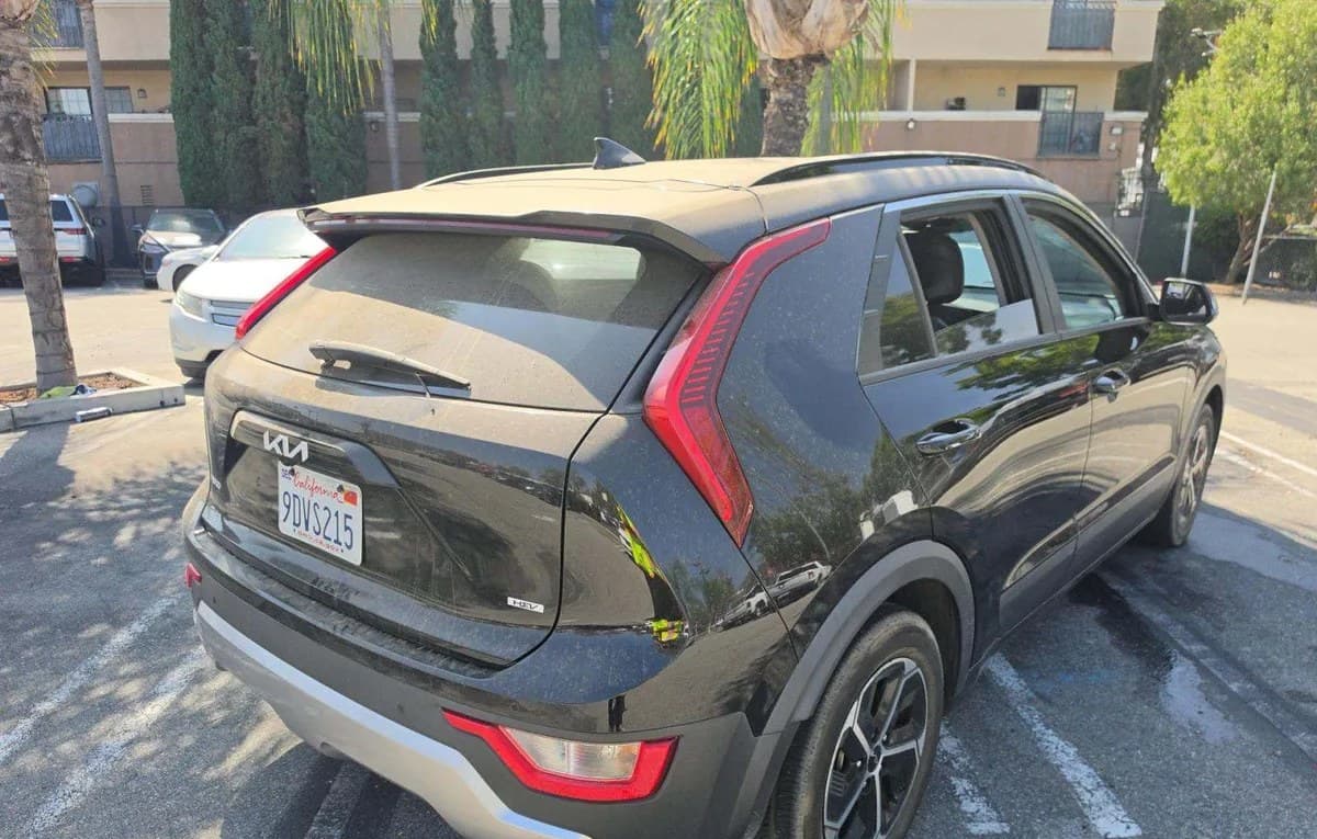 2023 KIA NIRO EX 4