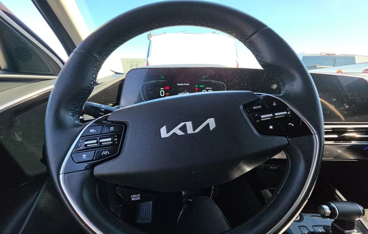 2023 KIA NIRO EX 7