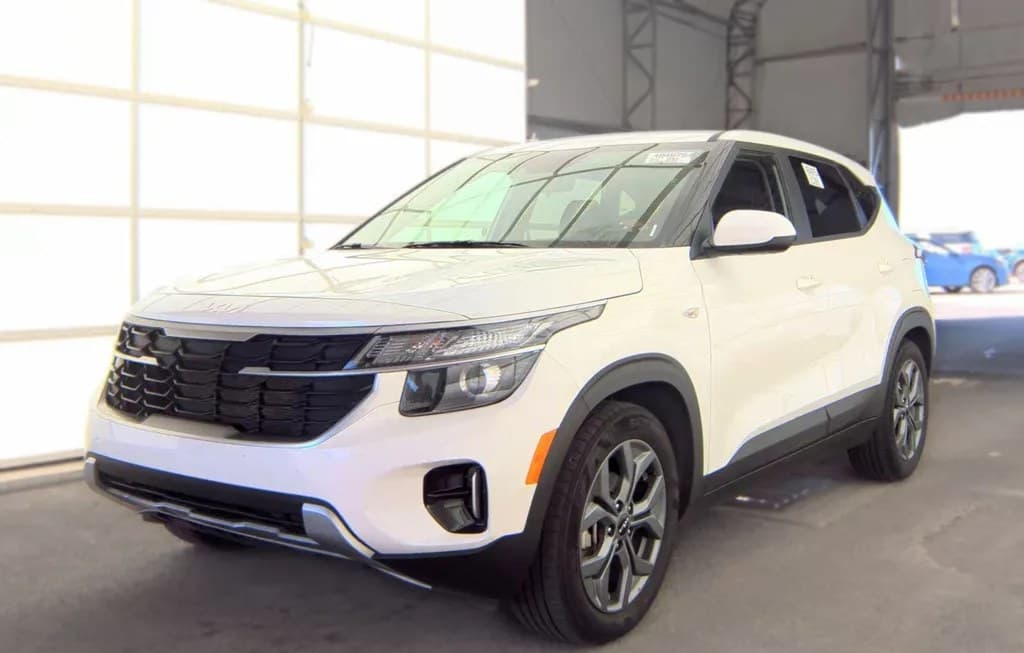 2026 KIA SELTOS LX 1