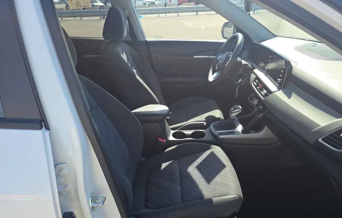 2026 KIA SELTOS LX 5