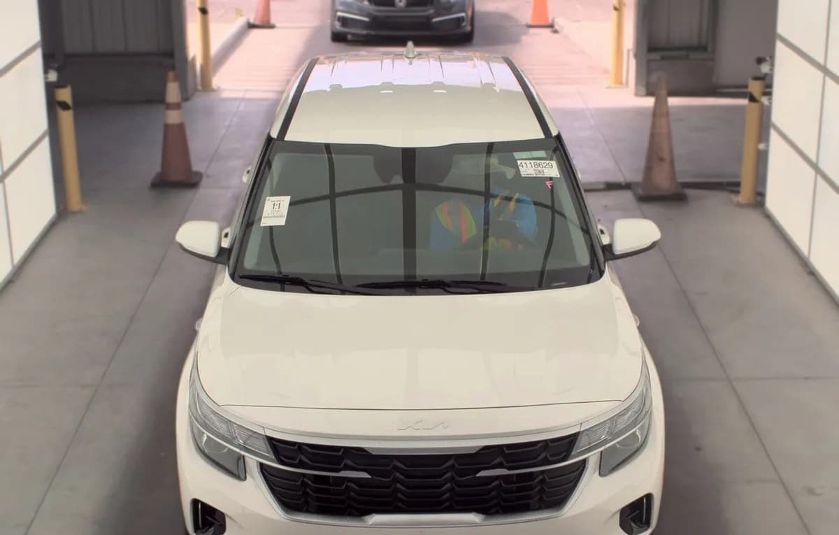 2026 KIA SELTOS LX 3