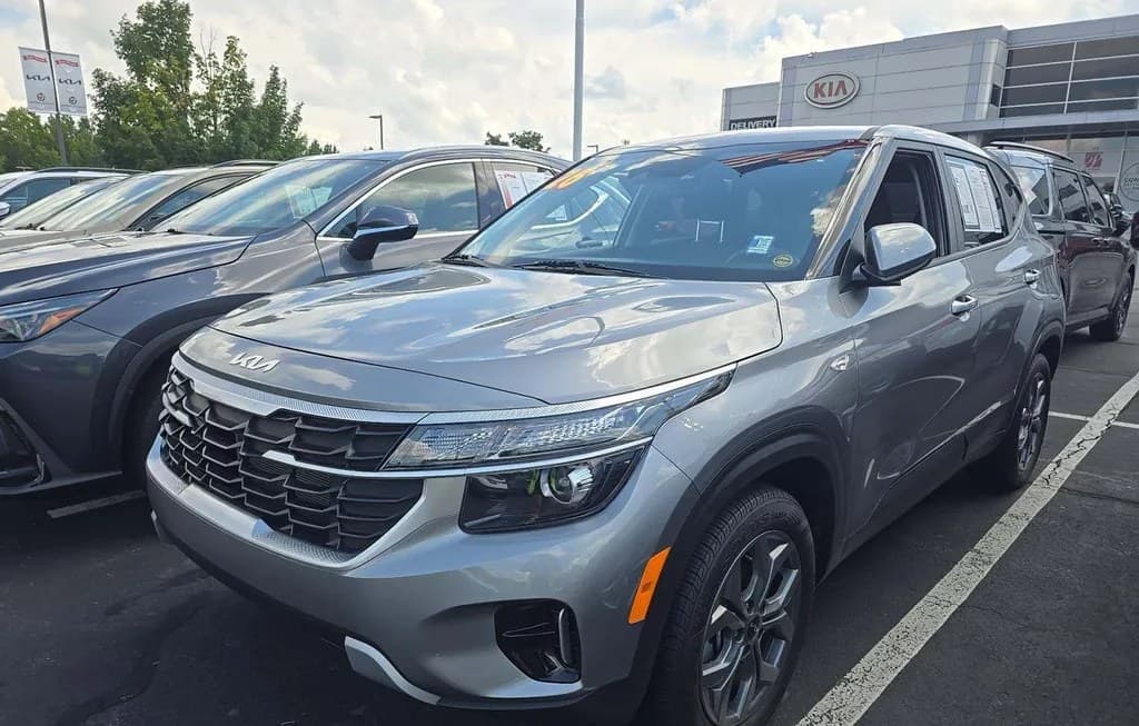 2026 KIA SELTOS LX