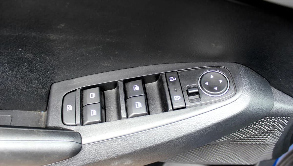 2021 KIA SELTOS LX 5