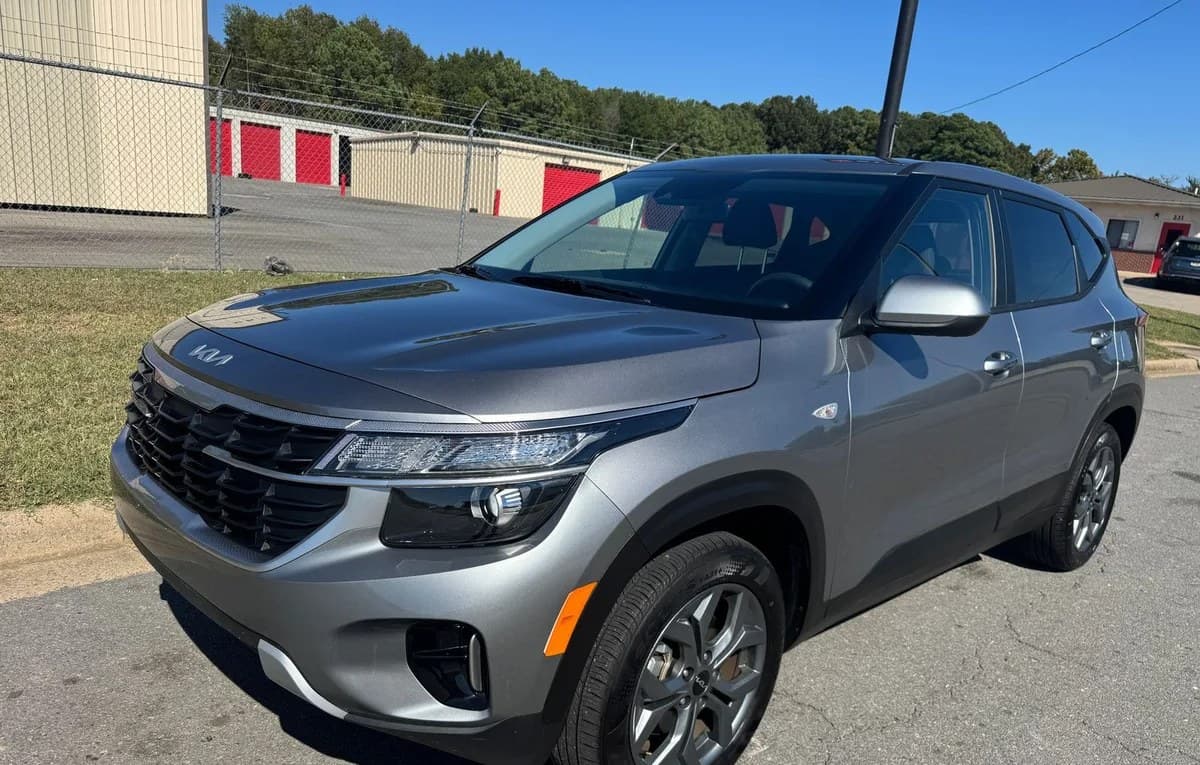 2026 KIA SELTOS LX 2