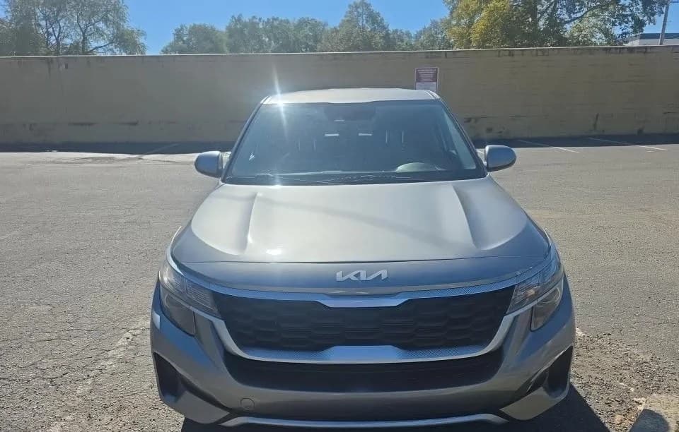 2022 KIA SELTOS LX 3