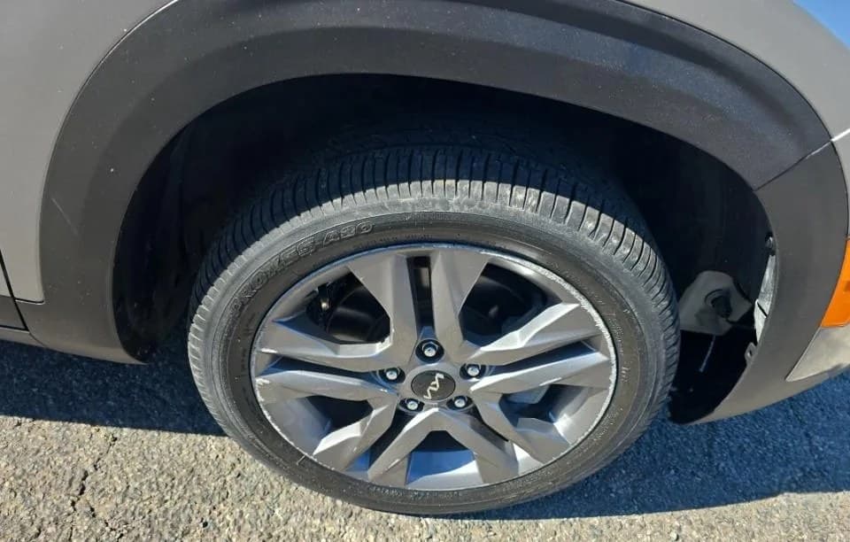 2022 KIA SELTOS LX 6
