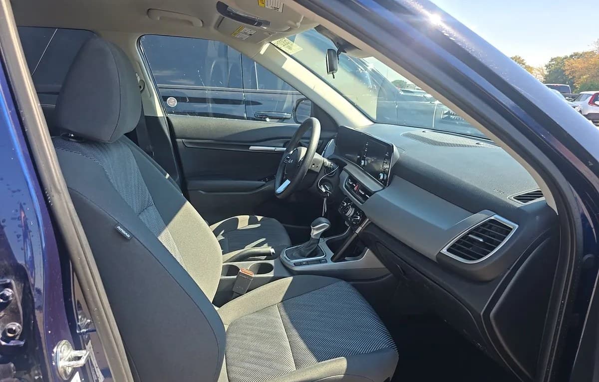 2026 KIA SELTOS LX 5