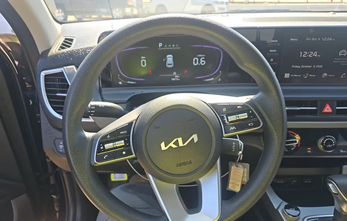 2026 KIA SELTOS LX 7