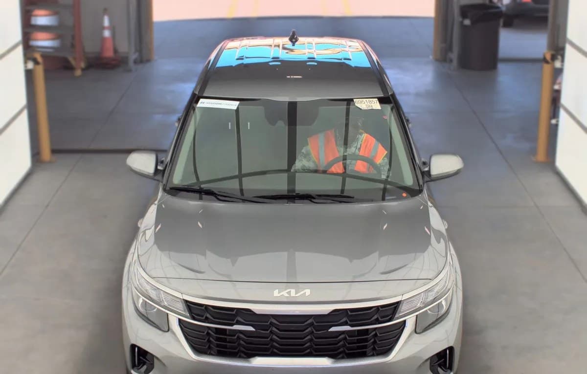 2024 KIA SELTOS LX 3