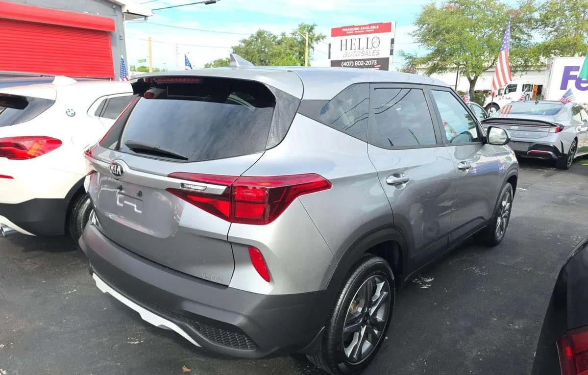 2021 KIA SELTOS LX 4