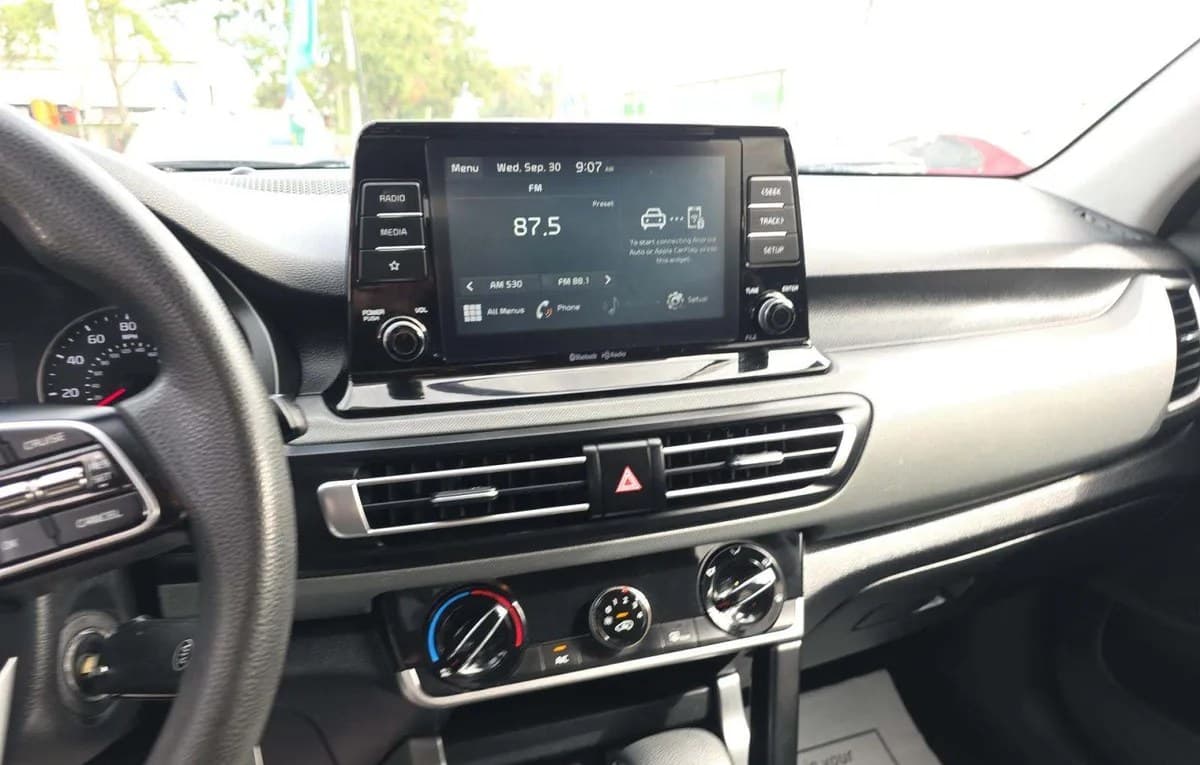 2021 KIA SELTOS LX 7
