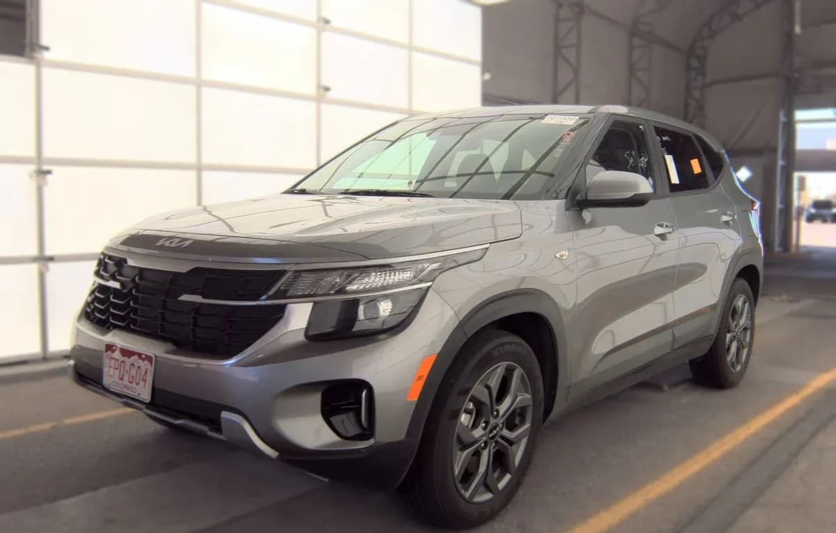 2026 KIA SELTOS LX 2