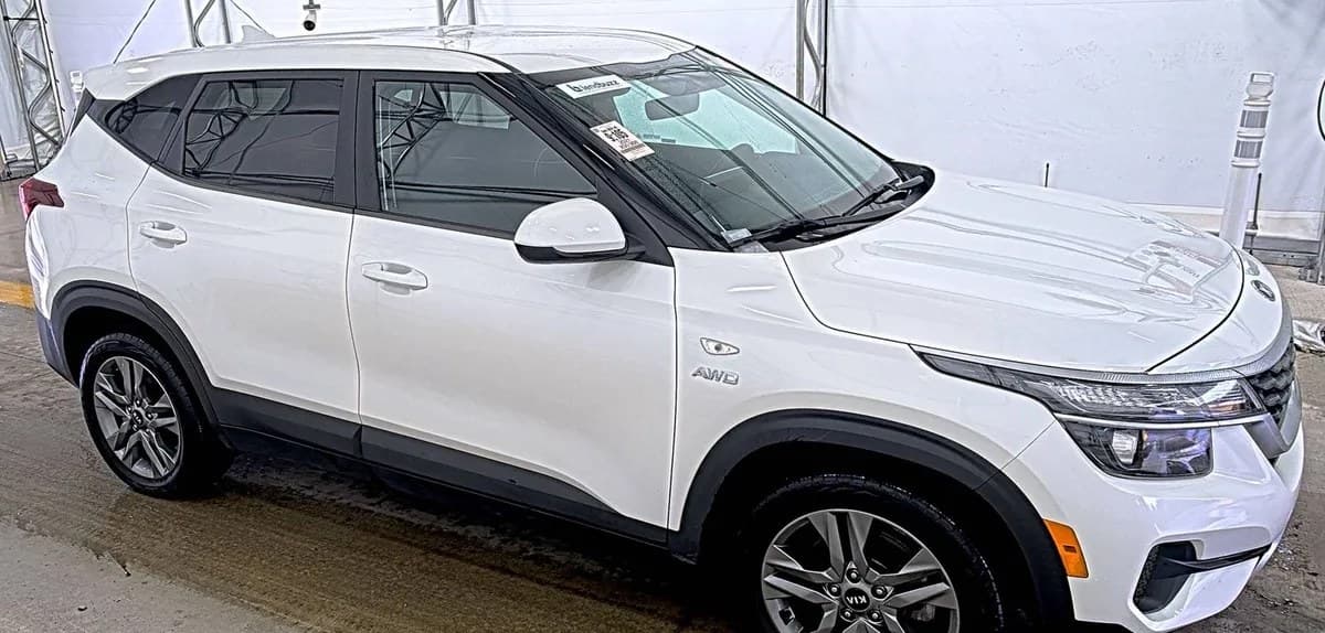 2021 KIA SELTOS LX 4
