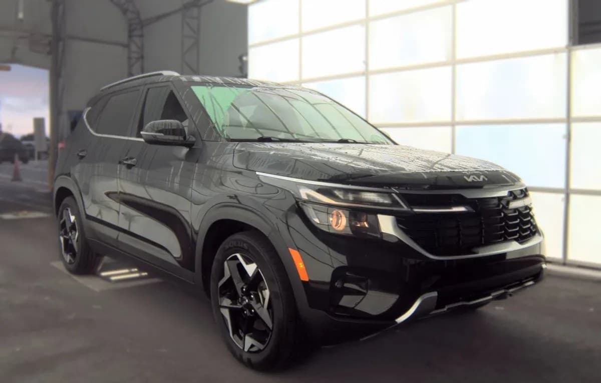 2024 KIA SELTOS EX 4