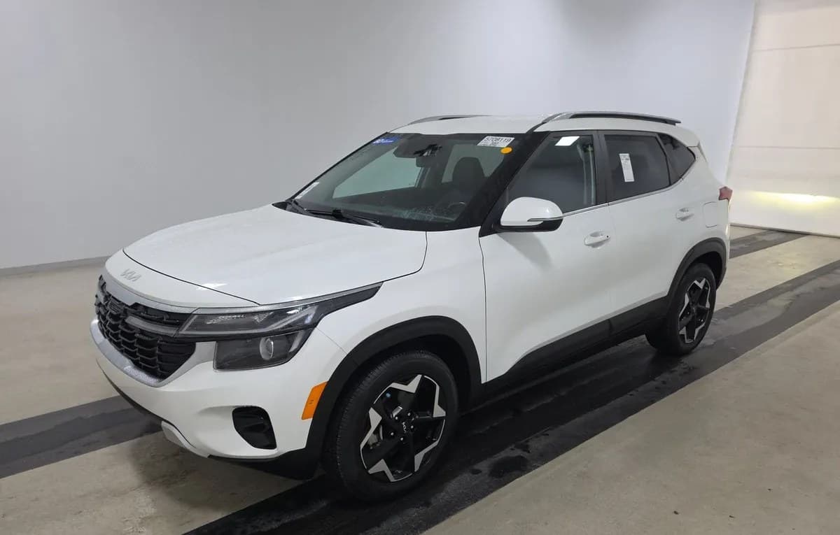 2024 KIA SELTOS EX 2