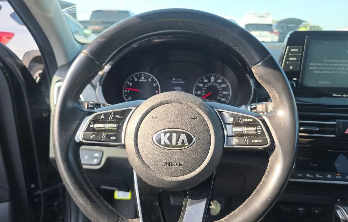 2021 KIA SELTOS EX 7