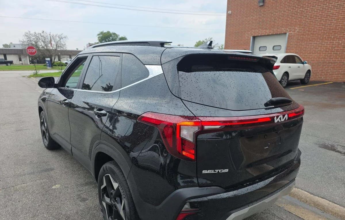 2024 KIA SELTOS EX 3
