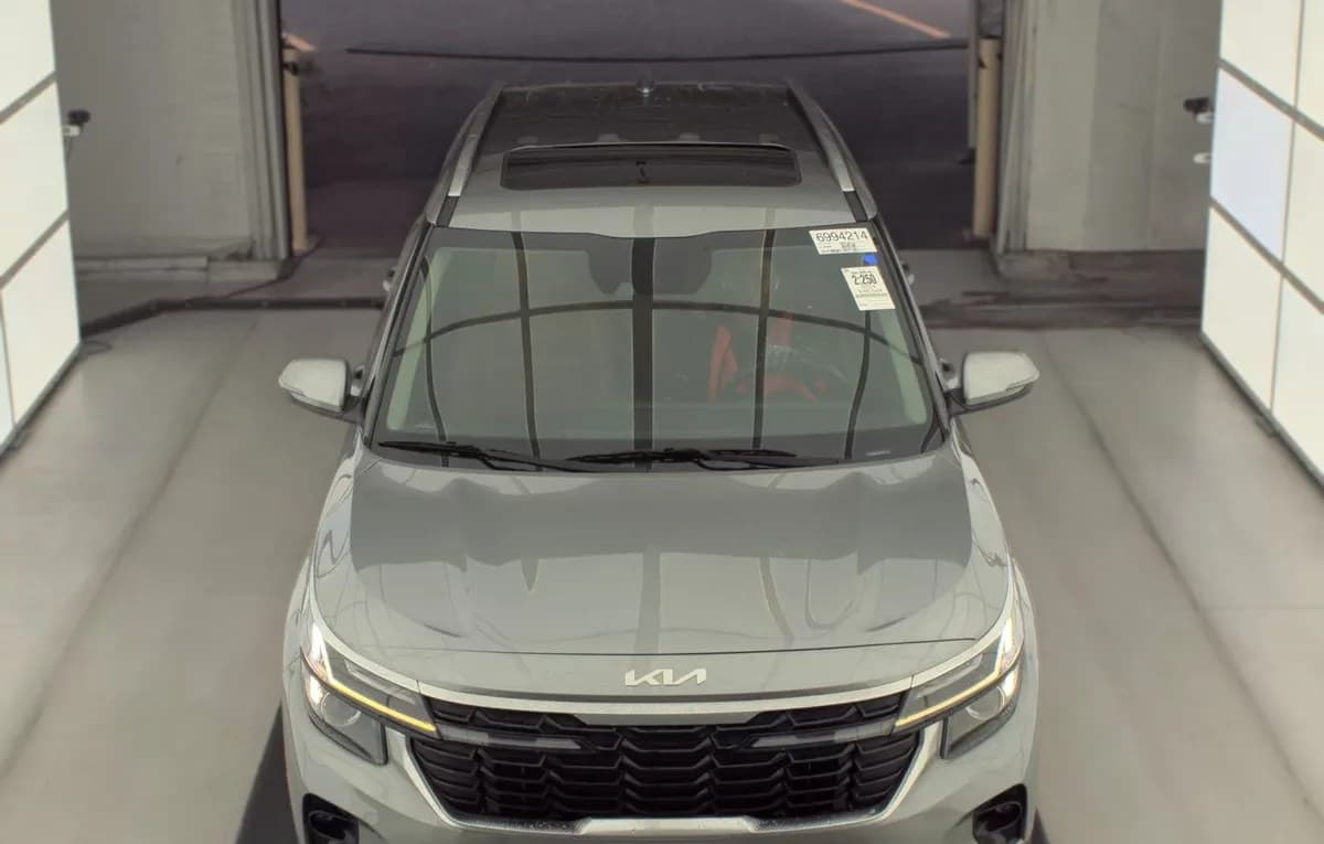 2024 KIA SELTOS EX 3