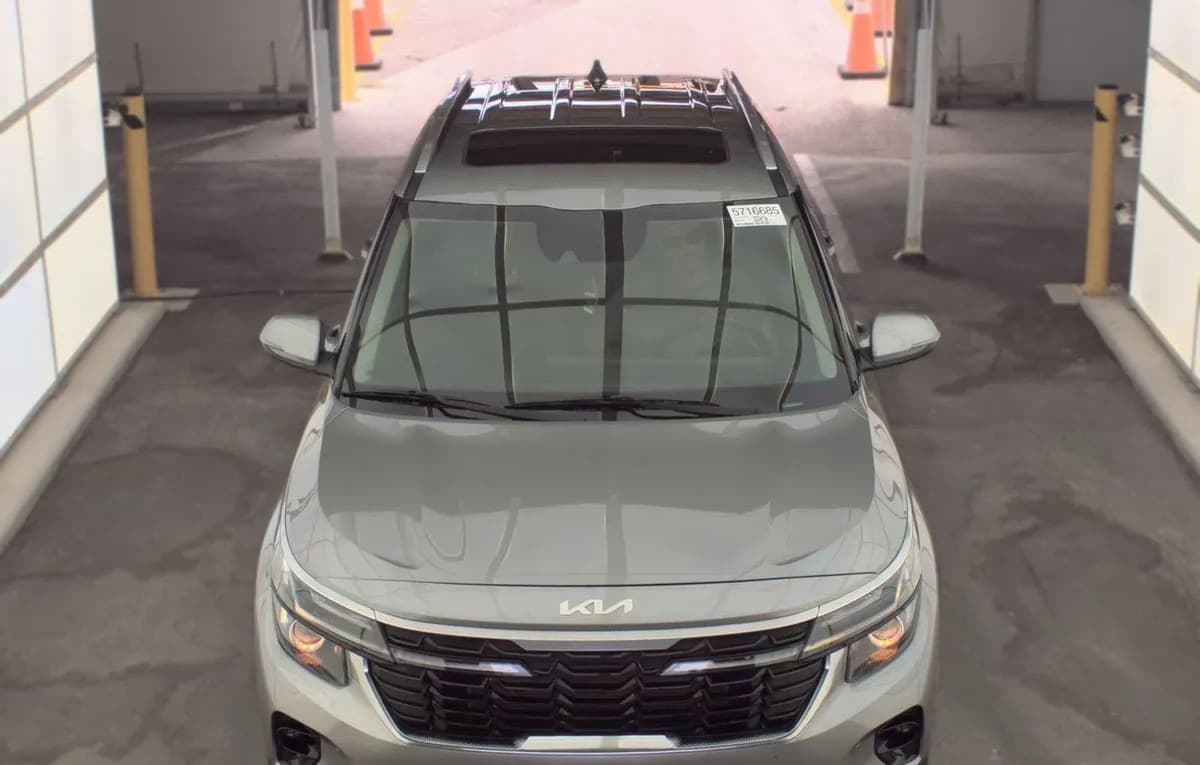 2024 KIA SELTOS EX 3