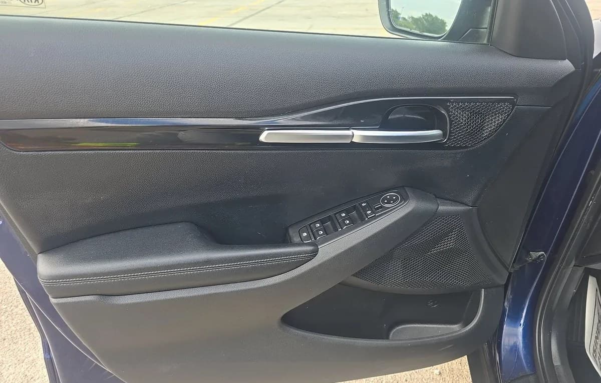 2021 KIA SELTOS EX 6