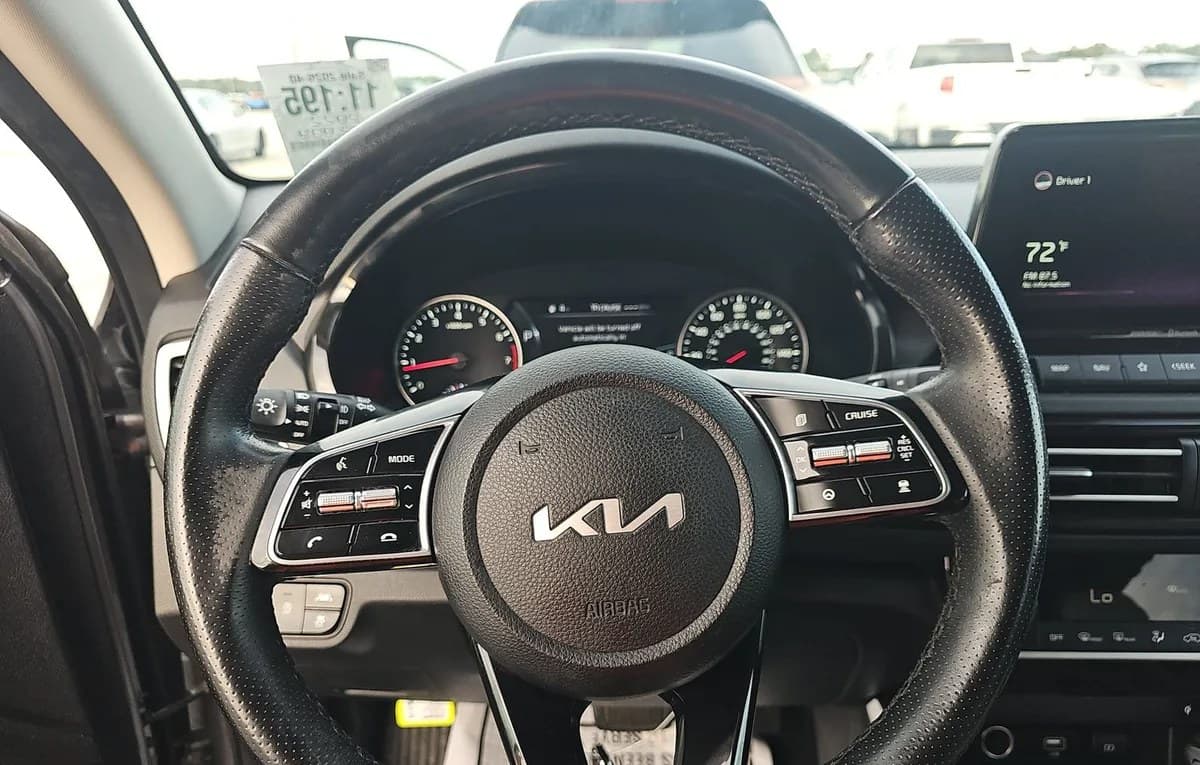 2022 KIA SELTOS SX 7