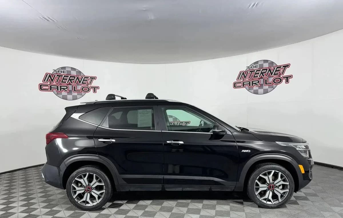 2022 KIA SELTOS SX 5