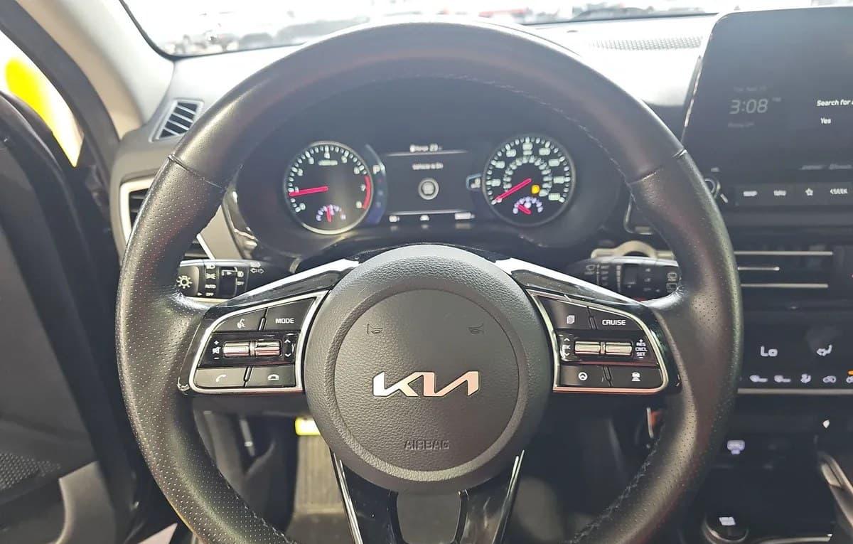 2023 KIA SELTOS SX 7