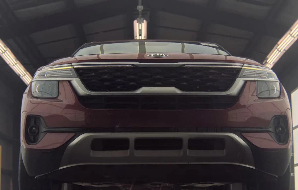 2021 KIA SELTOS S 4