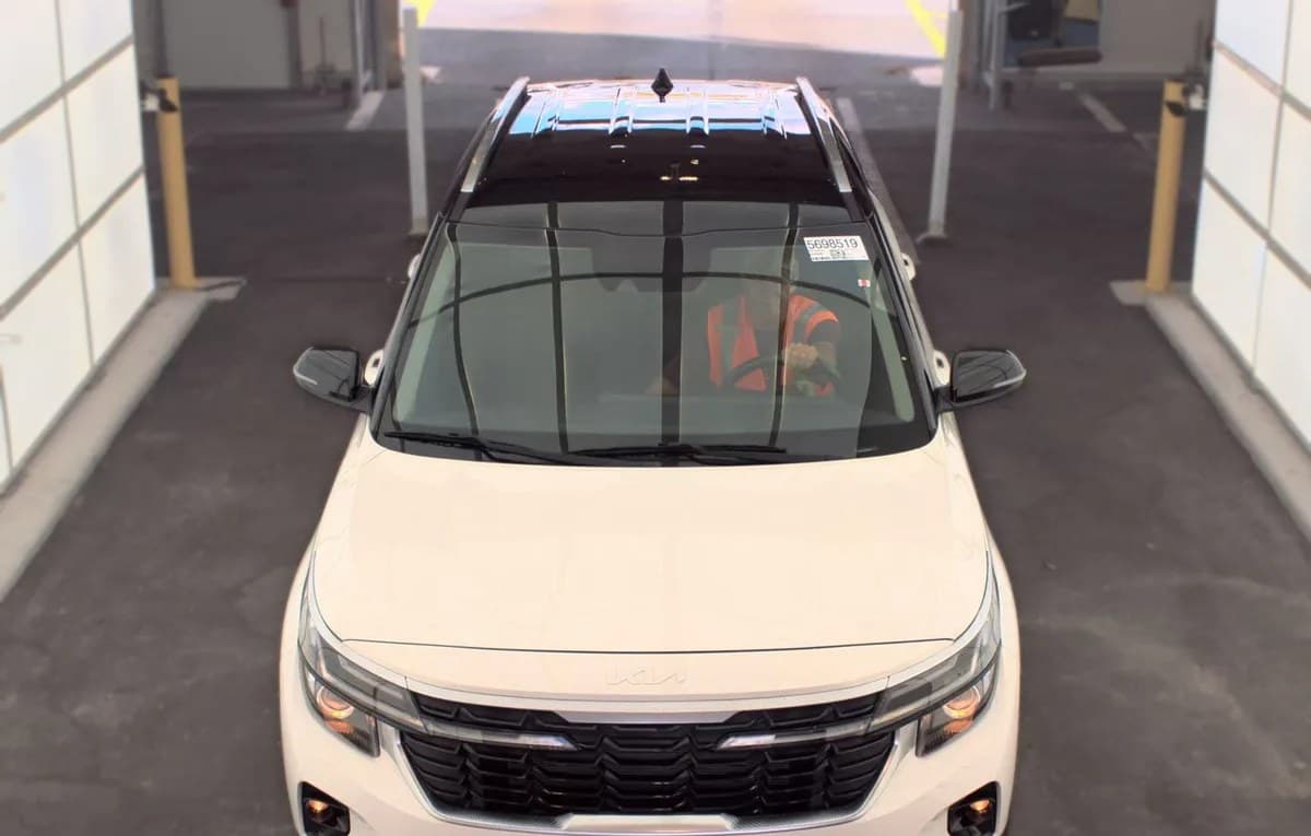 2024 KIA SELTOS S 3