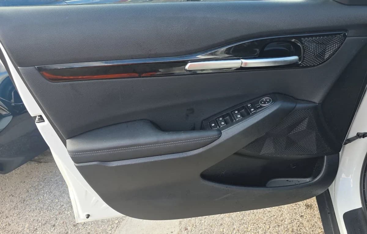 2025 KIA SELTOS S 6
