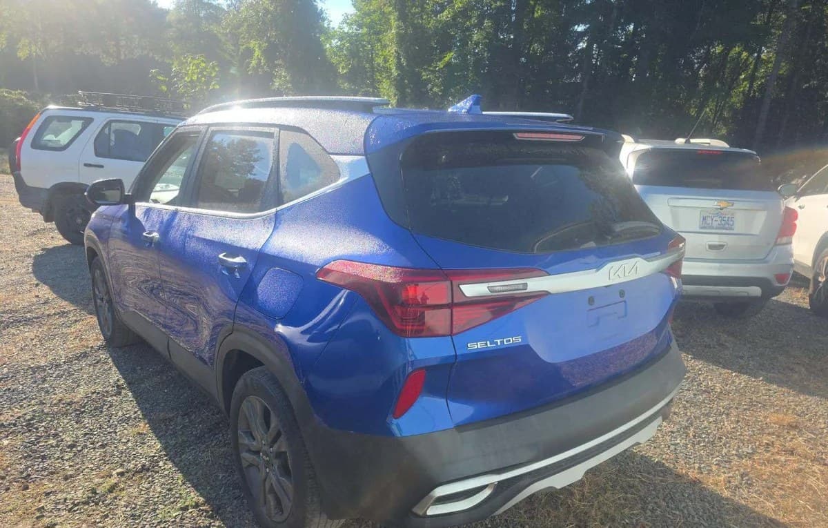 2023 KIA SELTOS S 3